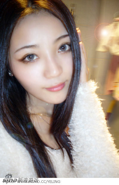 性感美女叶玲夏日私房照精选
