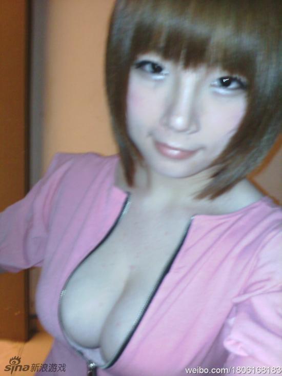 脱内衣游戏下载_美女内衣内裤半脱图片
