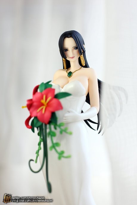 女帝婚纱手办_女帝手办