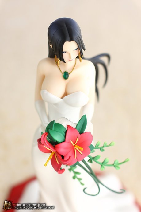 女帝婚纱手办_女帝手办(2)