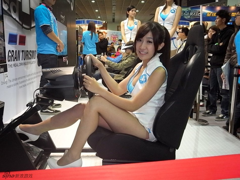 2012台北电玩展:性感台<em>妹</em>尽显诱人身姿 - 游戏