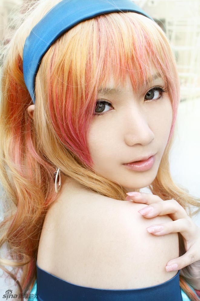 美歪mf雪露cosplay