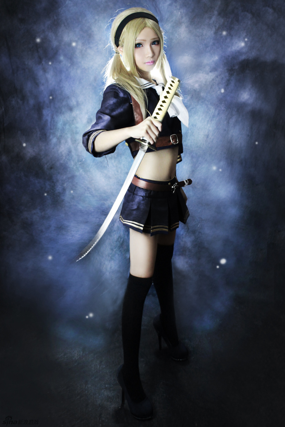 千夜未来新作枪神纪刀锋cosplay