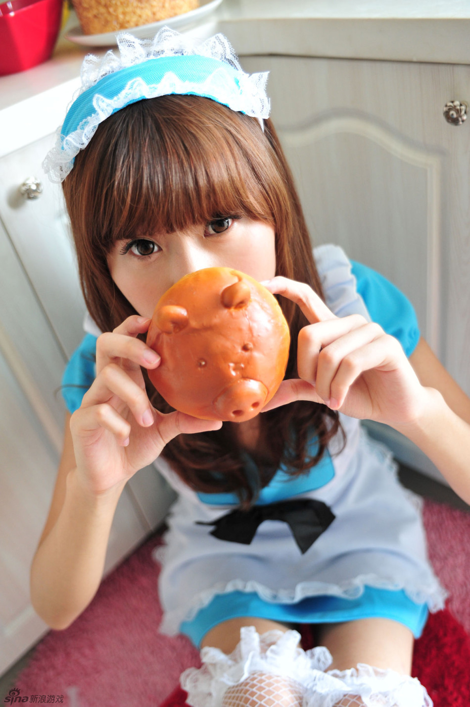 黄俏梅小女仆性感写真