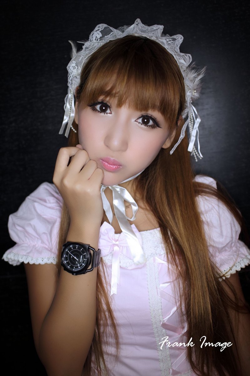 游戏<em>软妹走红</em>书展 傲人上围私拍全曝光 - 游戏