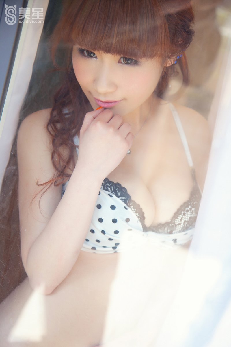 dota2最美刀妹苏可可+童颜巨乳无码套图