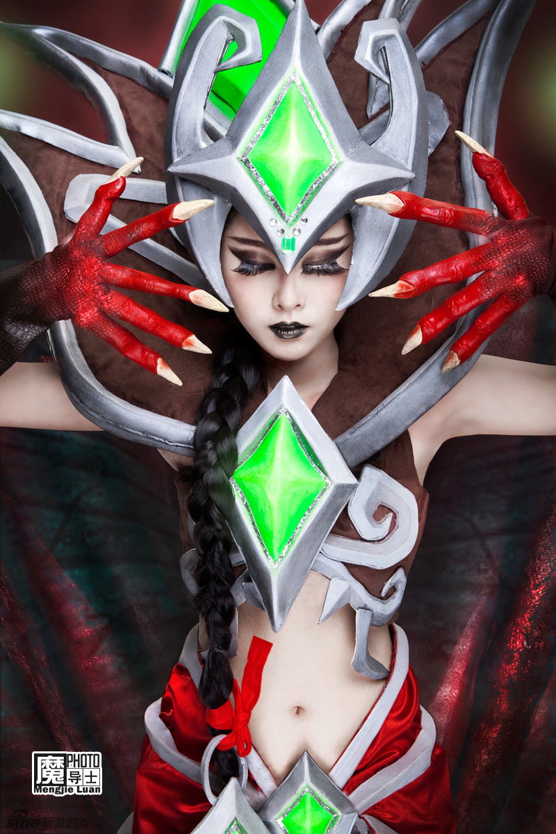 魔兽世界Cosplay:鲜血女王兰娜瑟尔