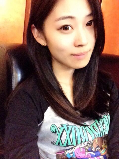 蜗牛游戏美女客服团队