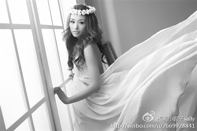 科技美女 58465_3406128_515182.jpg