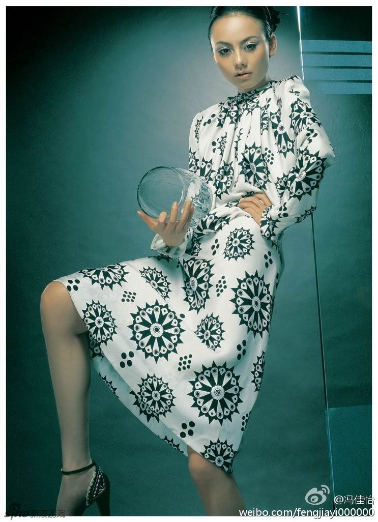 环球小姐冯佳怡出席ChinaJoy