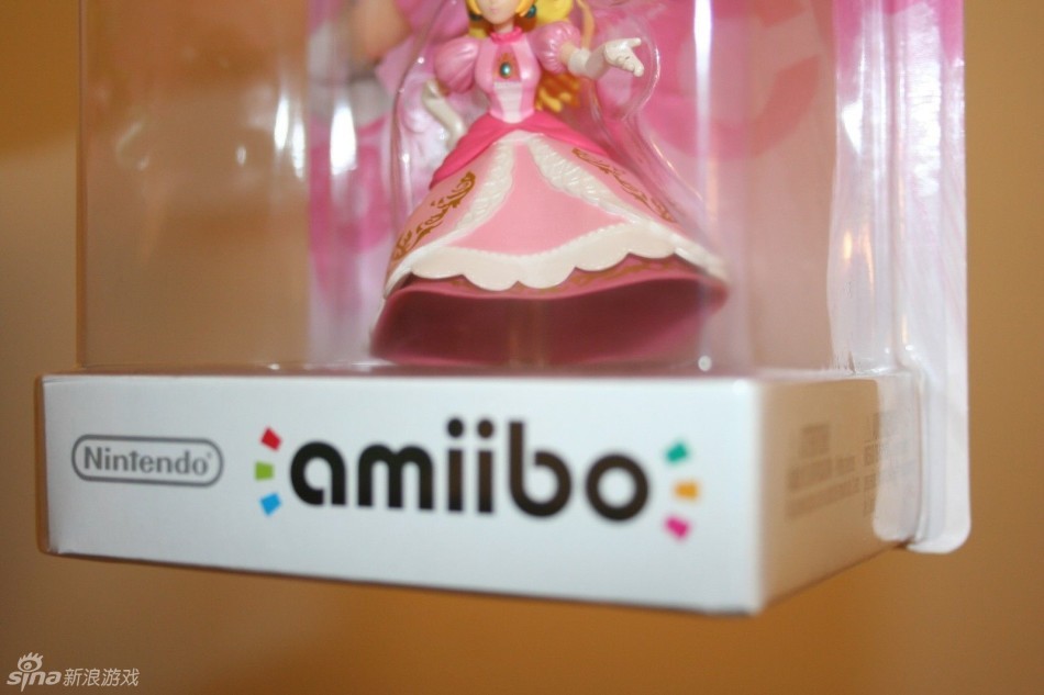 超稀有错版amiibo碧琪公主手办