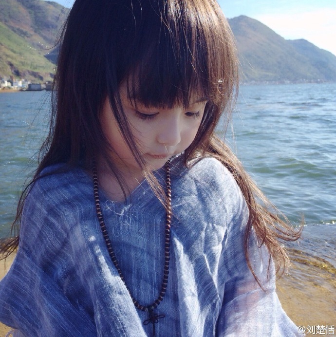 感觉自己萌萌哒 小月儿刘楚恬萌图赏_Z攻略-专