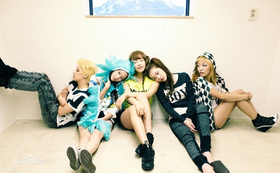 迷欧巴不如<em>看妹子</em> 南韩网游正妹代言人_Z攻略