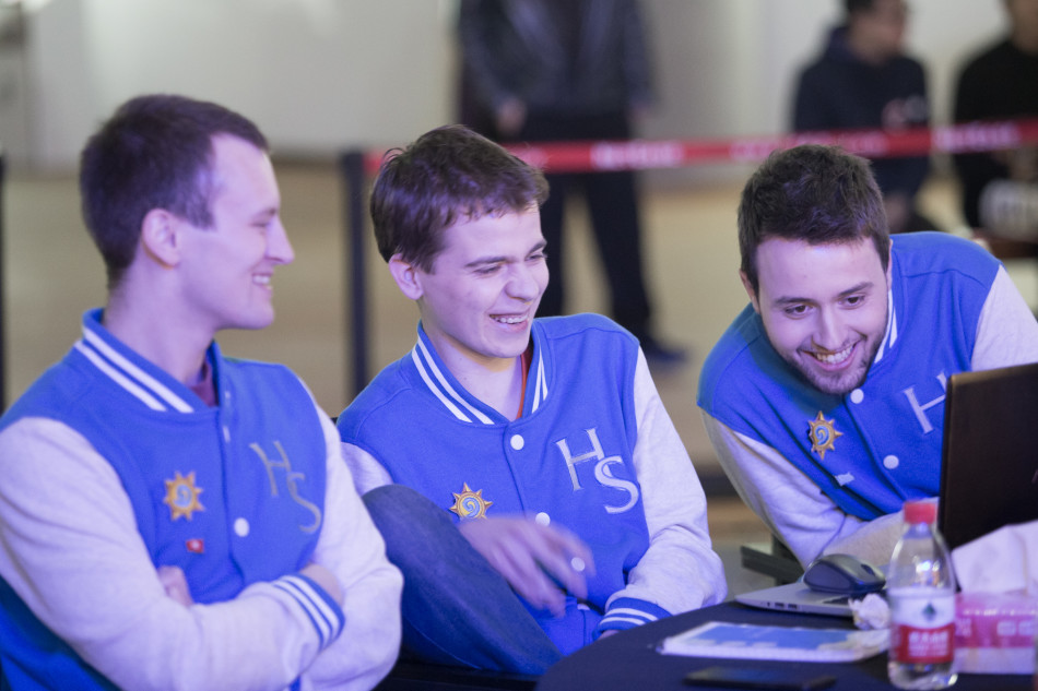 炉石传说中欧对抗赛比赛现场