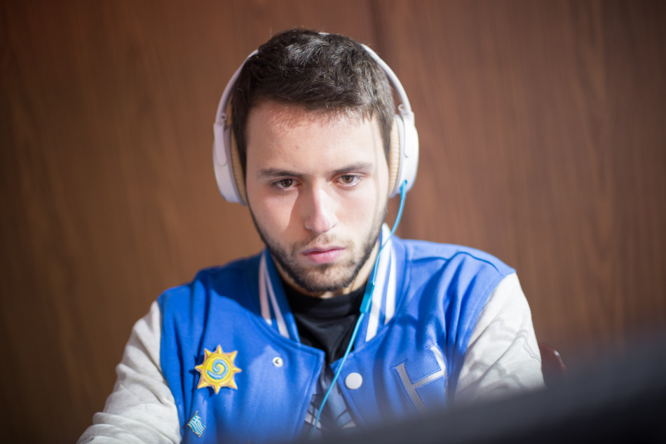 炉石传说中欧对抗赛比赛现场