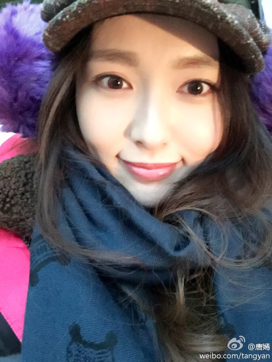 华丽转身 十亿女王唐嫣出任游戏形象代言人_Z