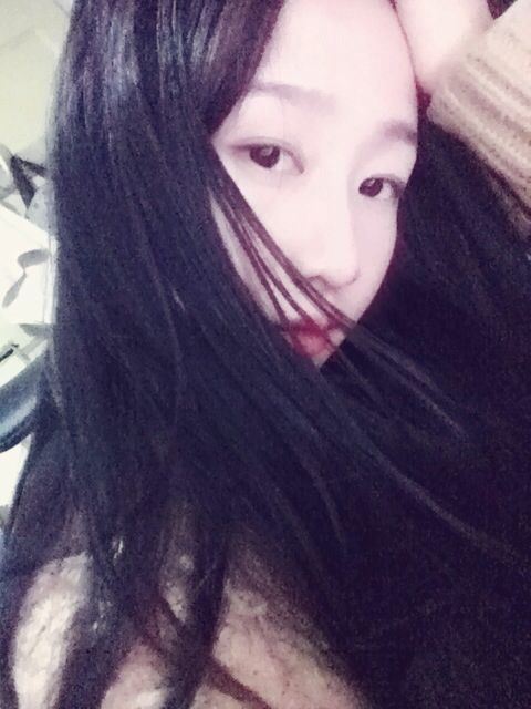 照片门女主高钰私房照 一个让论坛502的女人