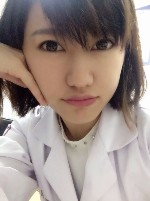 DOTA2天梯5000分正妹大神 lilith清纯照_Z攻略