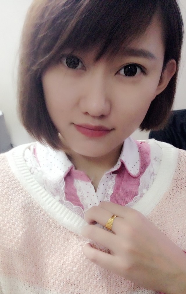 DOTA2天梯5000分正妹大神 lilith清纯照_Z攻略