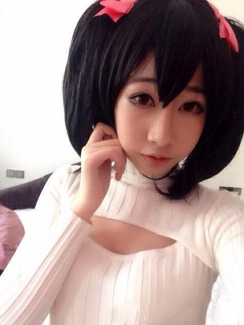 美女玩家开胸毛衣大赛福利赏