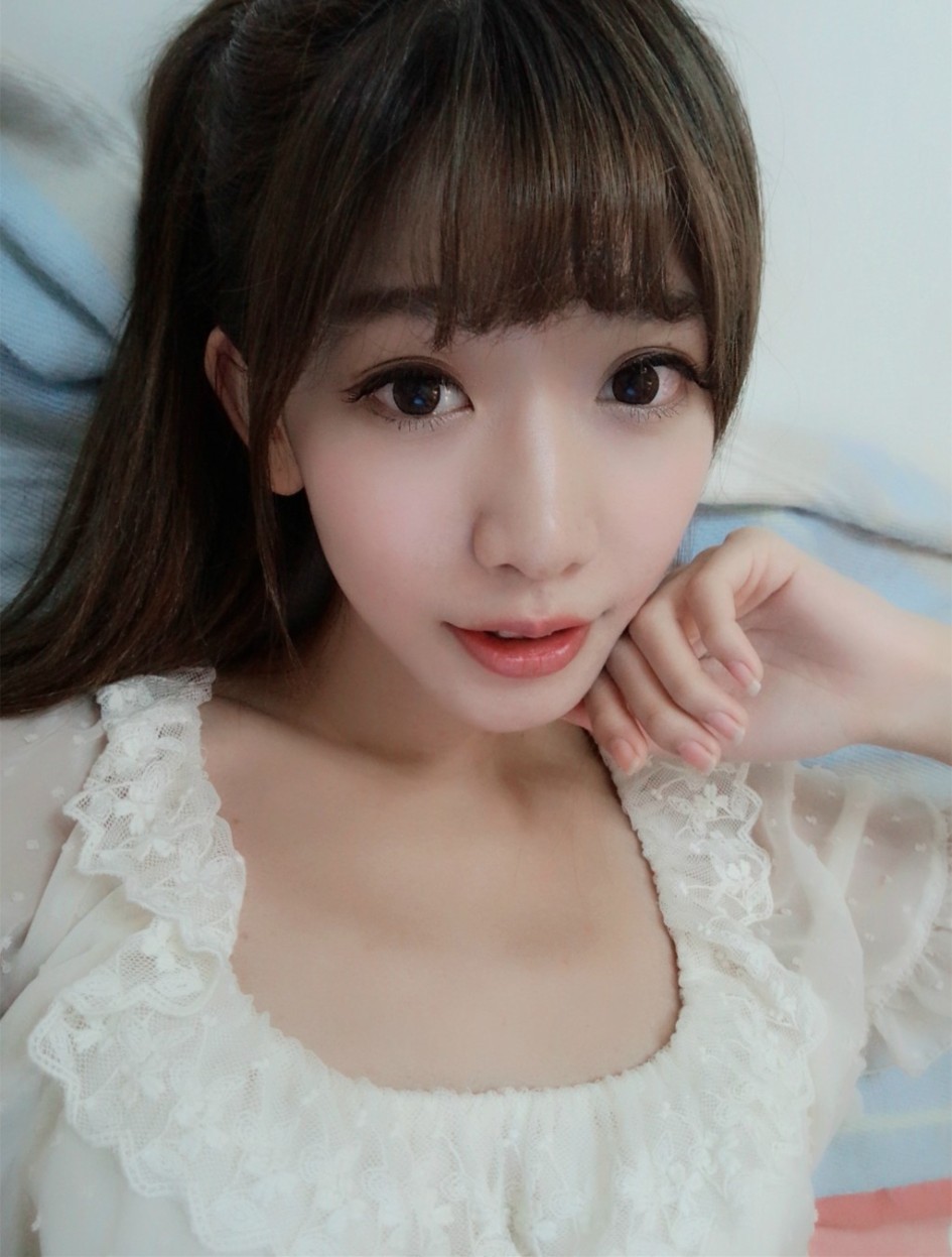 陈潇现身游戏粉丝答谢会 美艳惊呆众人_Z攻略