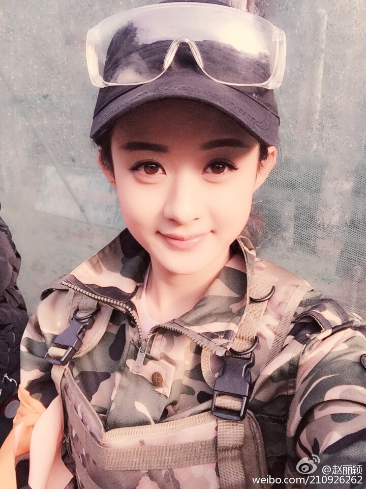 女神赵丽颖加盟手游代言 造型曝光 | 笑味集