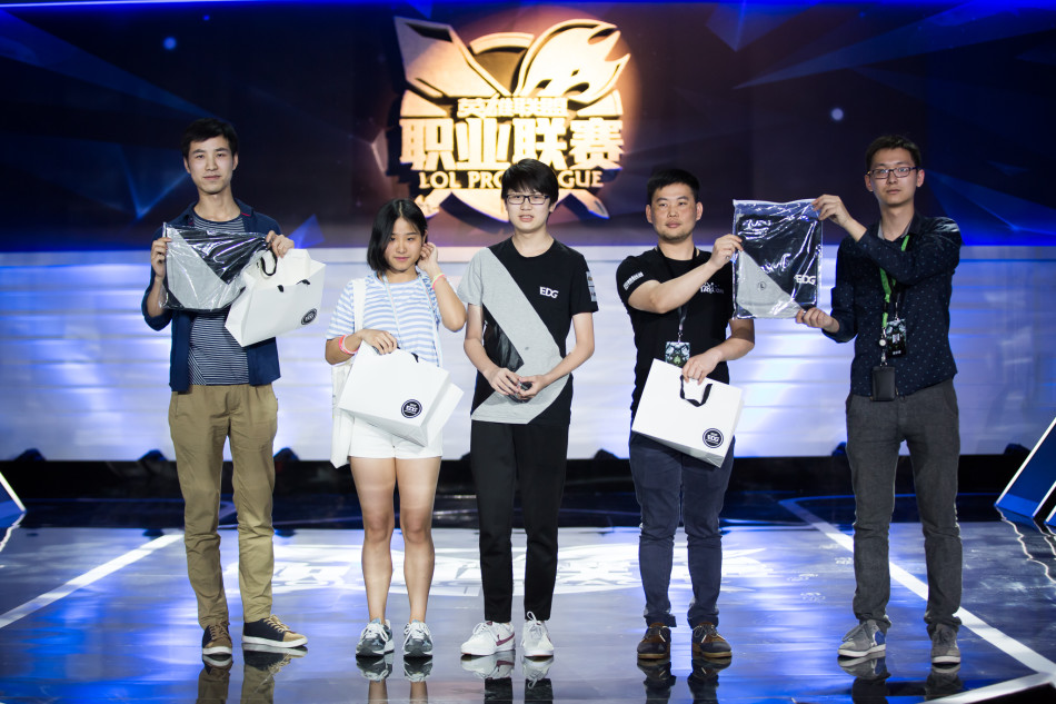 EDG战队冠军之夜现场高清图集-英雄联盟专区