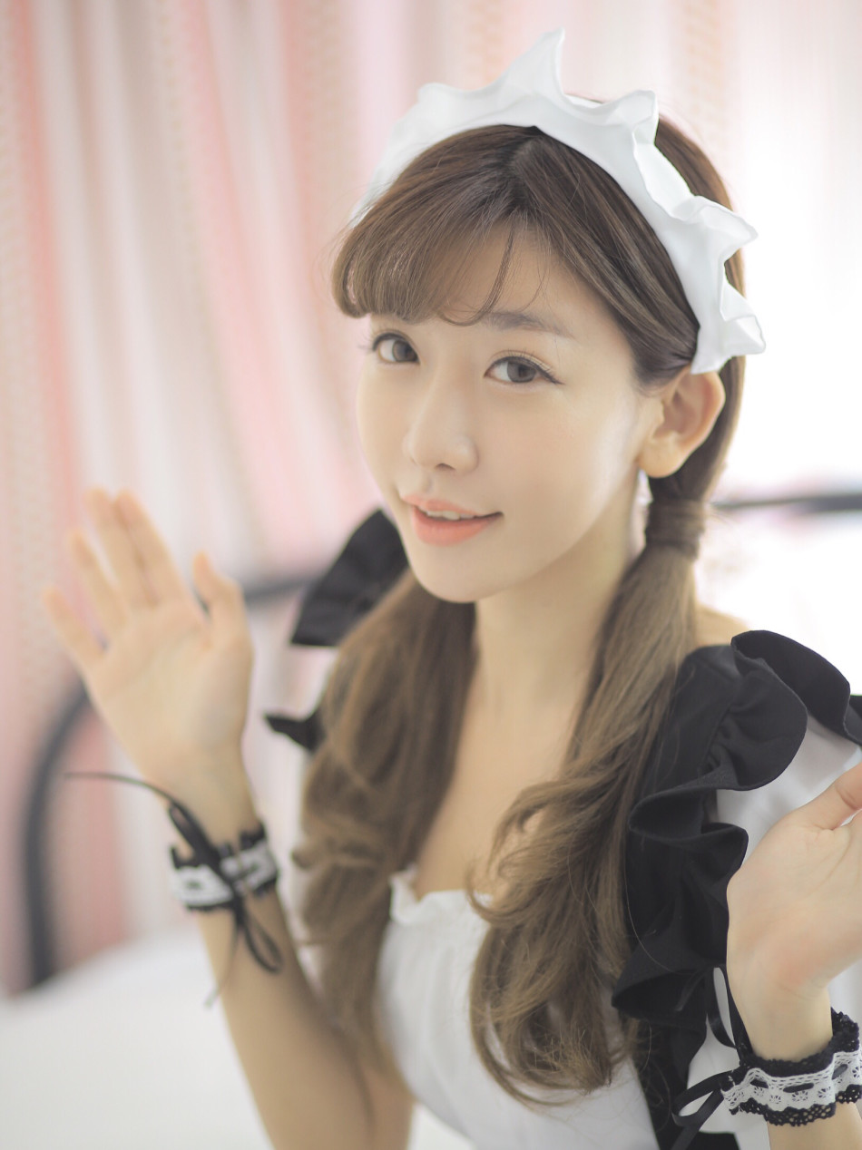 陈潇代言手机游戏 变身萌女神召唤玩家_Z攻略