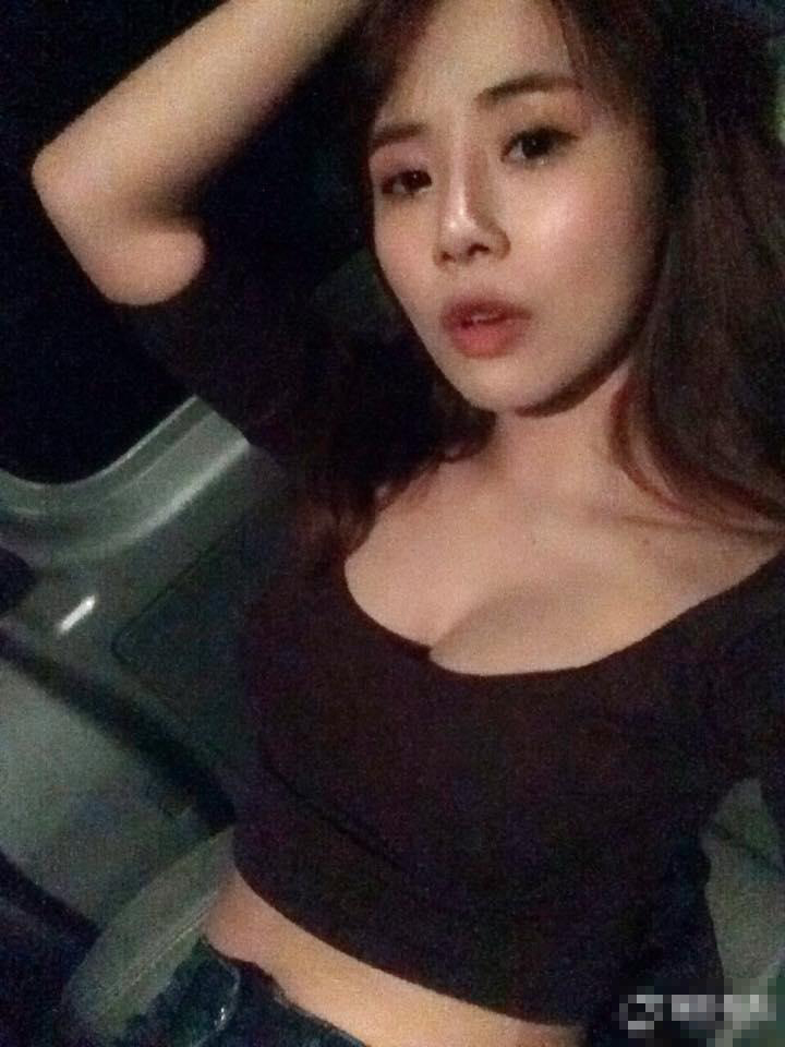 <em>泰国虎牙妹</em>穿著浴巾打电动 长相清纯_Z攻略-专