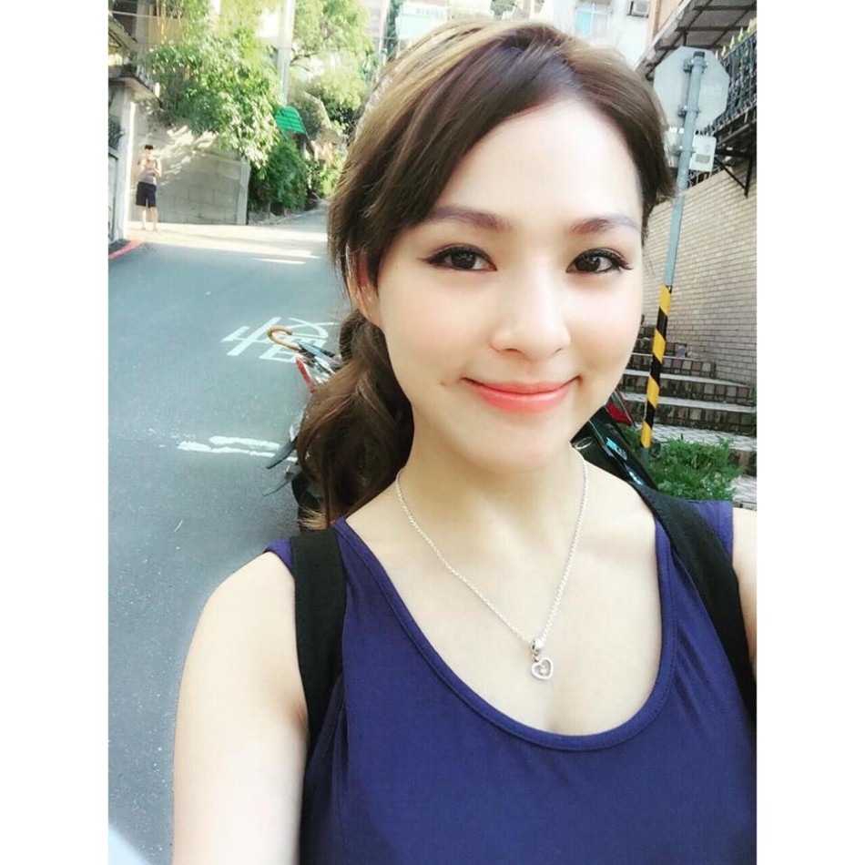 G杯游戏女神卓毓彤给力私照 宅男疯了_Z攻略-专注于游戏攻略的网站