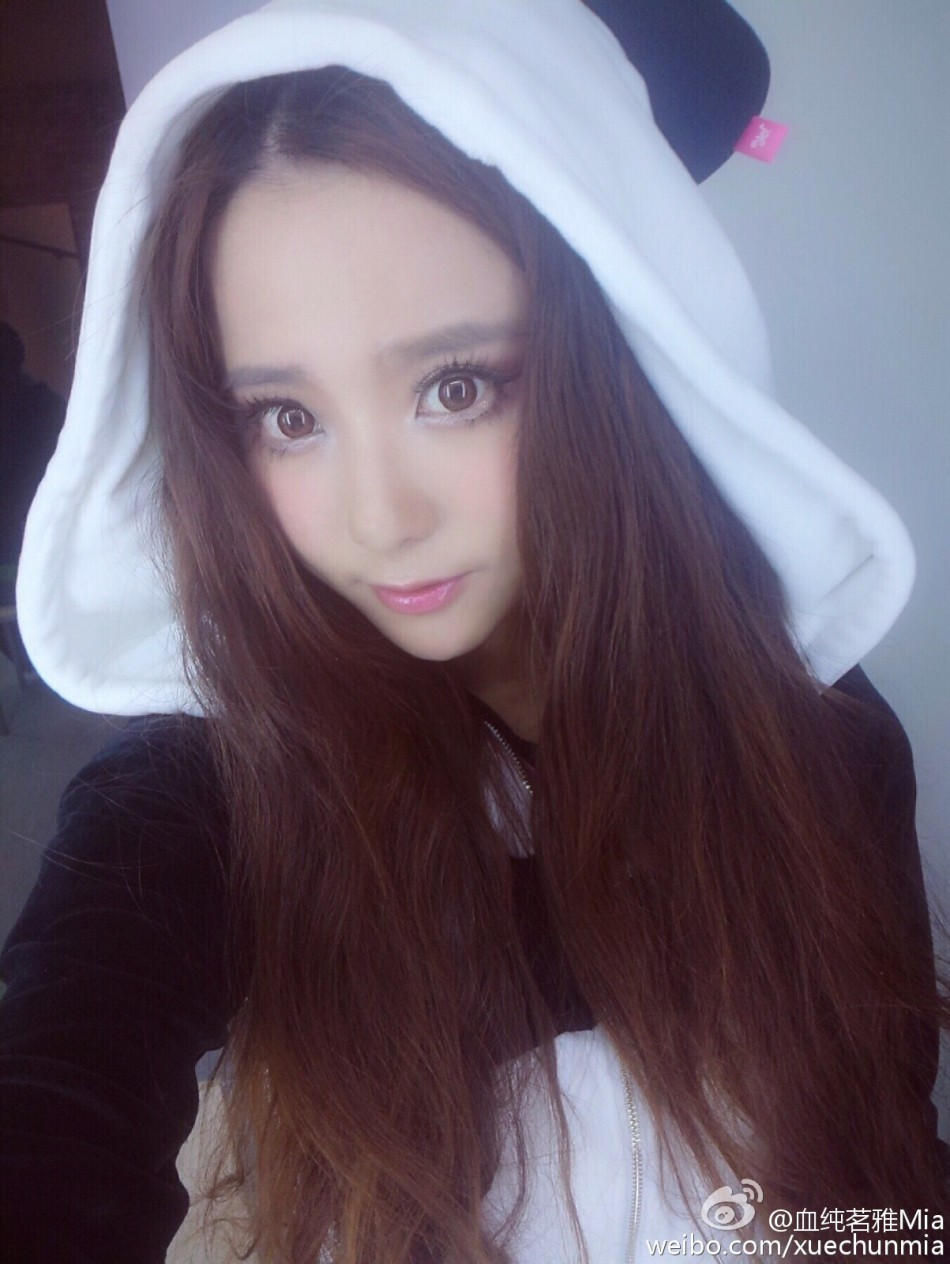 叶梓萱血纯茗雅赴岛国为游戏拍写真_Z攻略-专