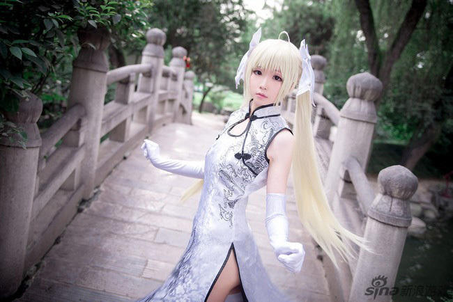 cosplay大长腿旗袍,腐团儿cosplay 白丝旗袍黑高跟引人遐想 美腿萌妹cos穹妹