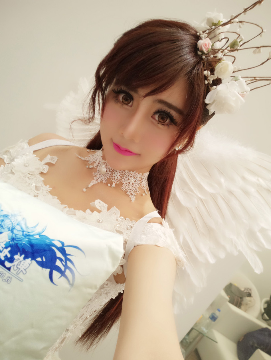 夏小薇婚纱_夏小薇婚纱内衣(3)