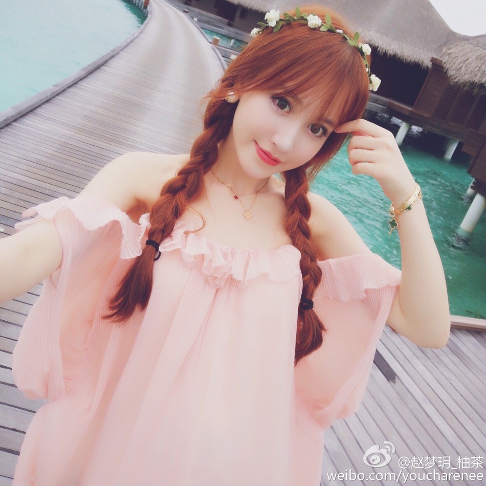 white女友赵梦玥私照大公开