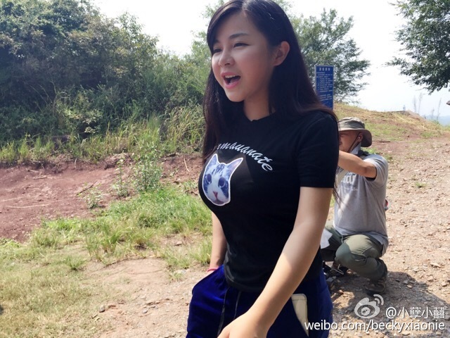 小孽深夜发福利重点都在上围