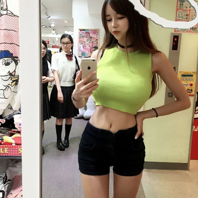 韩国最胸女主播李秀彬私照