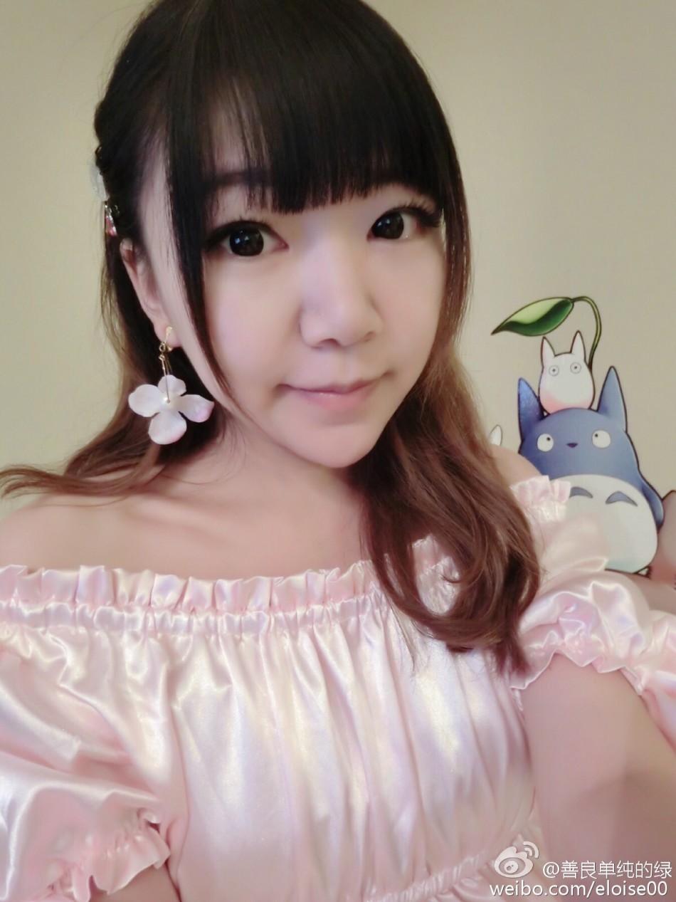 twitch美女主播 41065_4559140_965601.jpg