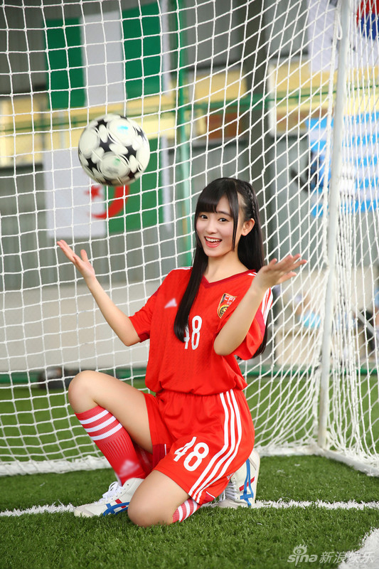 游戏女神鞠婧祎参加真人秀