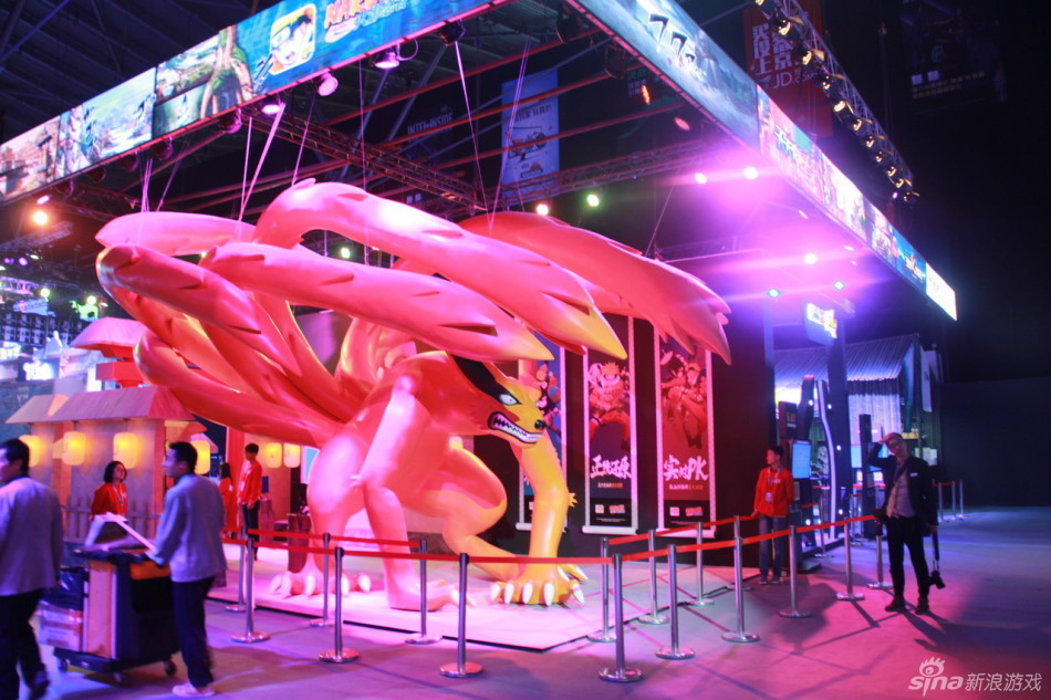 2015腾讯游戏嘉年华会场展台