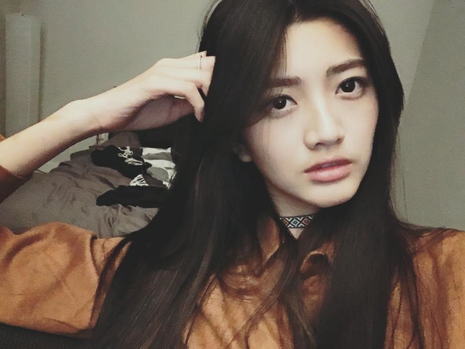 正妹COS「深V版」美少女战士_Z攻略-专注于