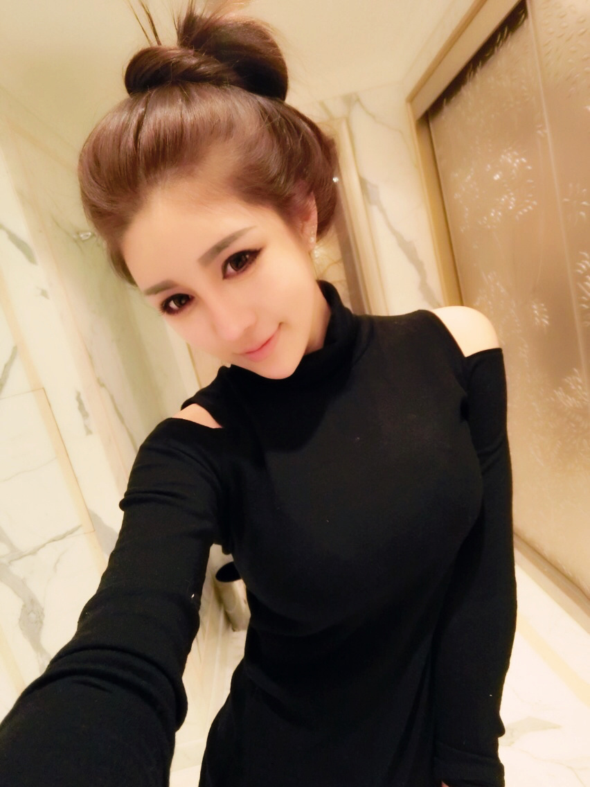 coser郭婷瑜玩转百变魅力 新浪游戏