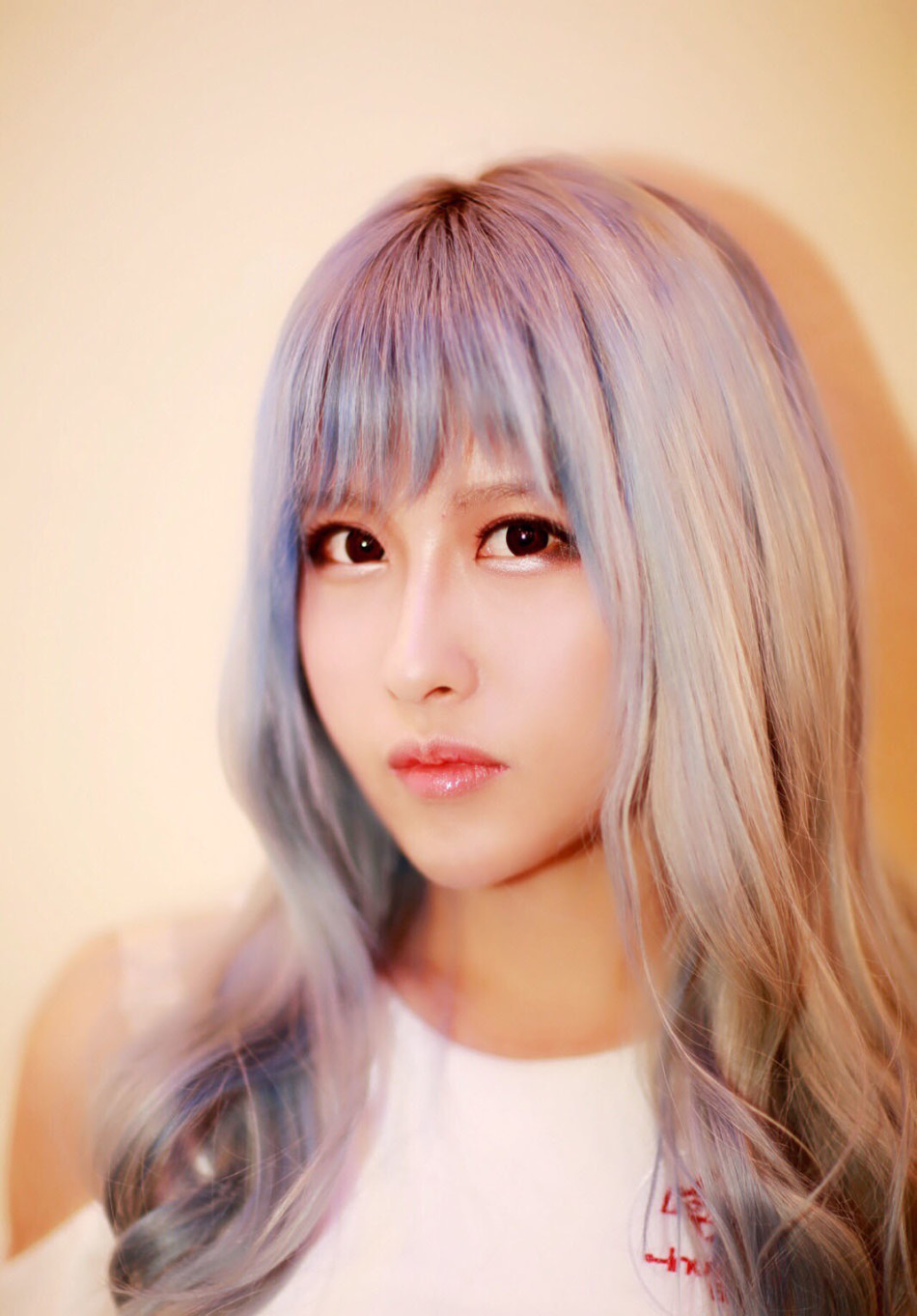 LOL正妹主播收到王思聪十万红包_Z攻略-专注