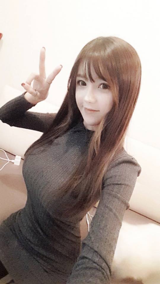 网友热议真人版娜美女主播