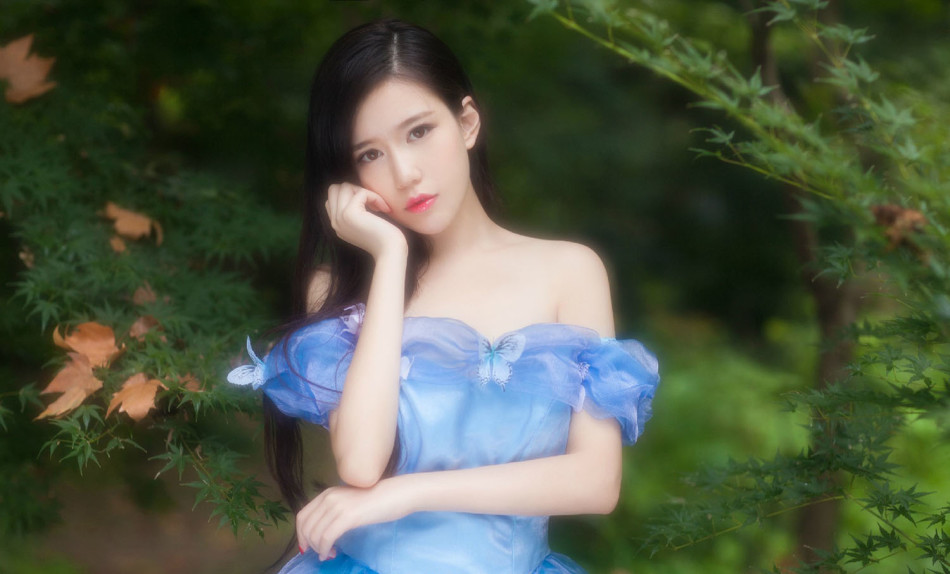 中俄混血气质showgirl安雅绮_Z攻略-专注于游戏