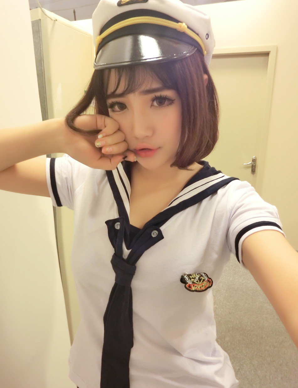 童颜巨乳showgirl扮猫咪卖萌
