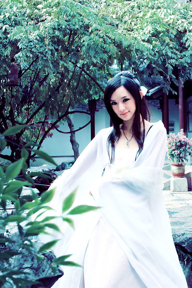 「小杨幂」陈丹婷代言游戏玩cos_Z攻略-专注于