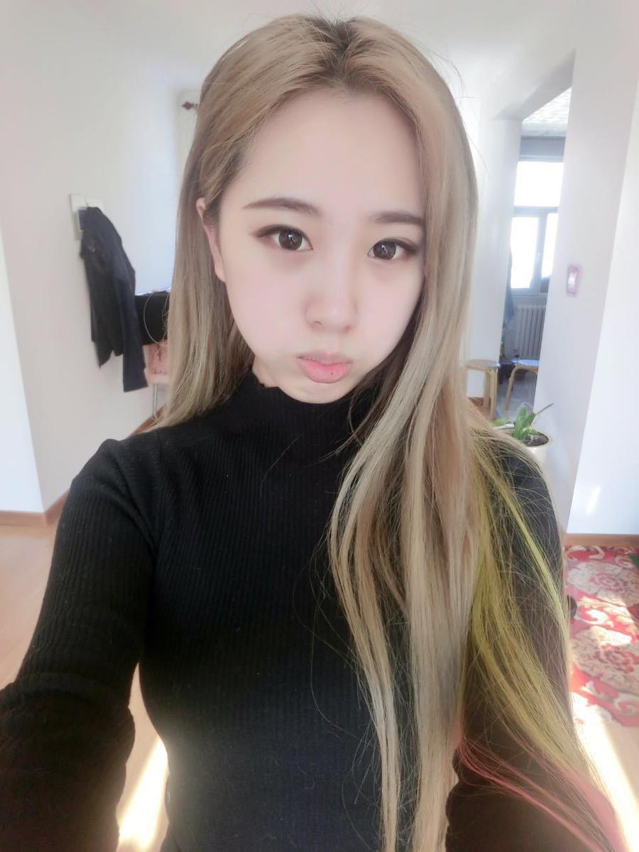 「姐姐奶我」女主播私照曝光