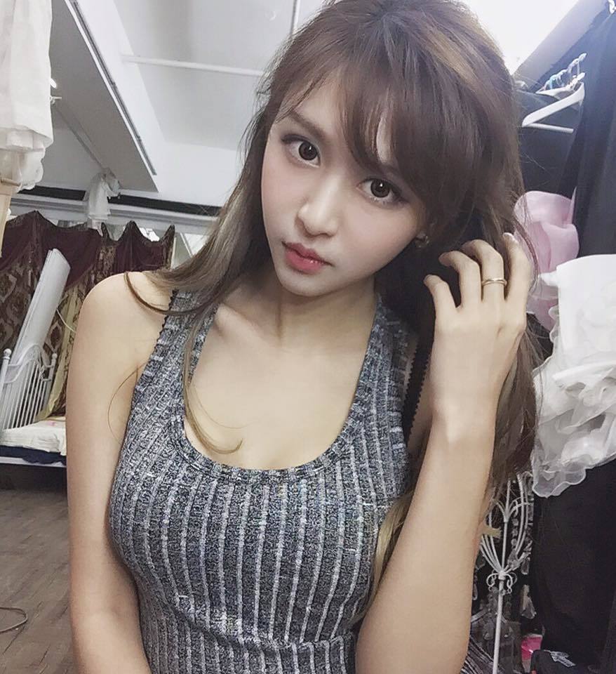 香港正妹LOL玩家晒性感私照_Z攻略-专注于游戏攻略的网站