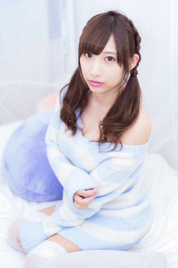 > 童颜巨乳 g杯写真偶像爱游戏