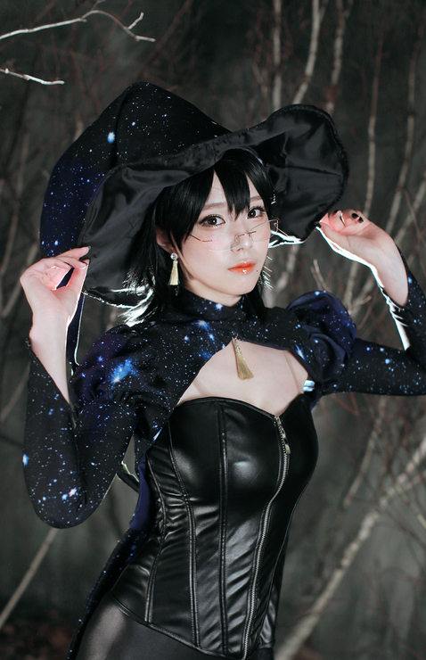cosplay下限极致美腿,艾米莉亚cosplay 白丝美腿美不胜收 天天cosplay福利美图(3)